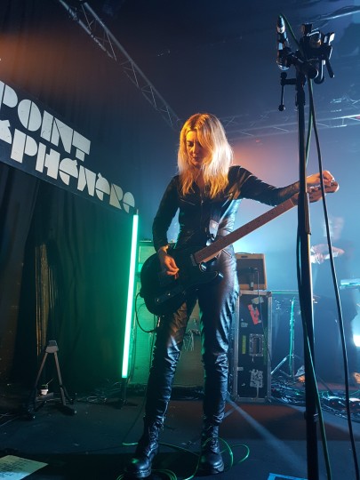 Blood Red Shoes - Laura-Mary Carter