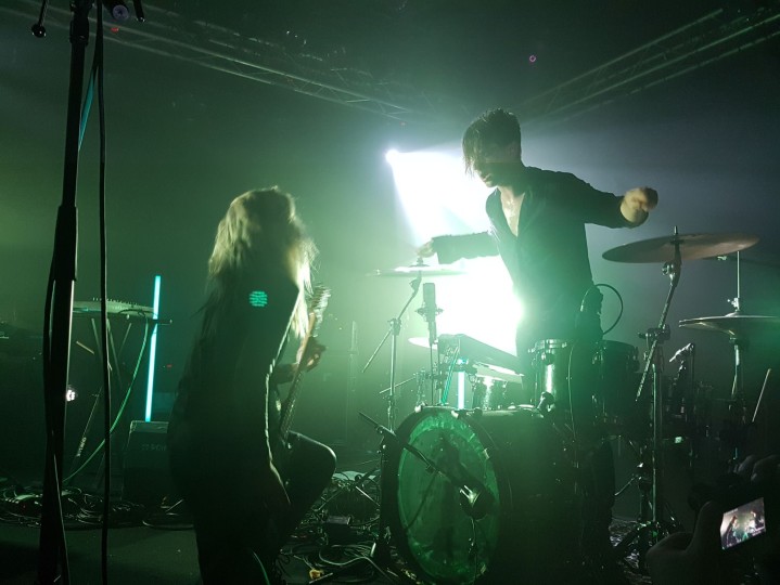 Blood Red Shoes - Laura-Mary Carter & Steven Graham Ansell